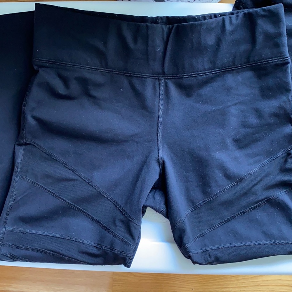 Express high waisted mesh leggings - size M